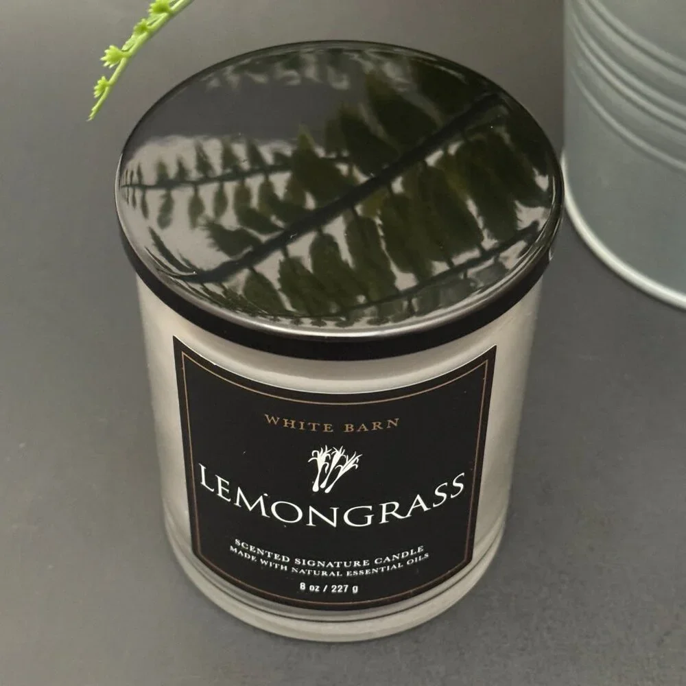 BBW Lemongrass White Barn Bath & Body Works Single Wick Candle - Picture 4 of 10